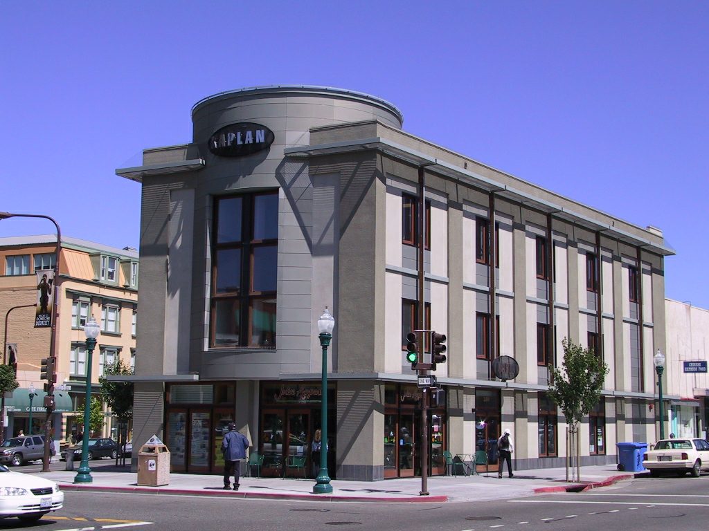 Side view Berkeley Center.png